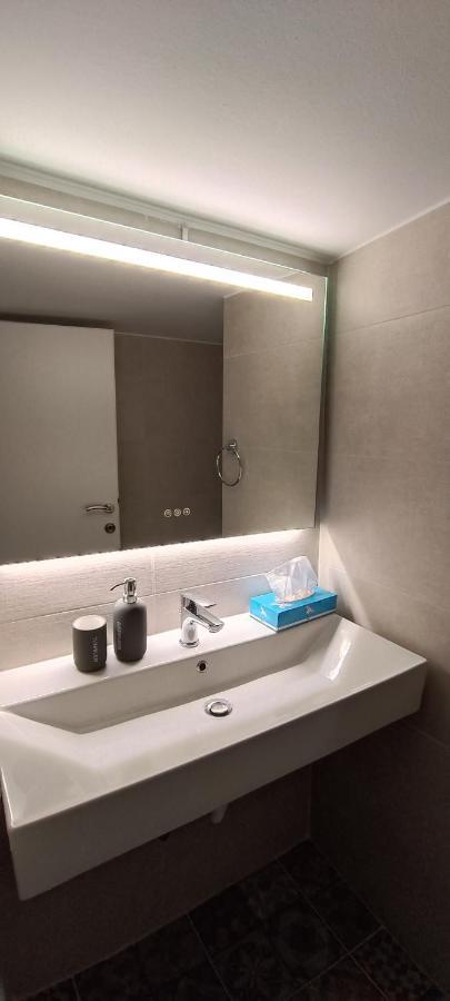 Artemis Plaza Suites テッサロニキ エクステリア 写真